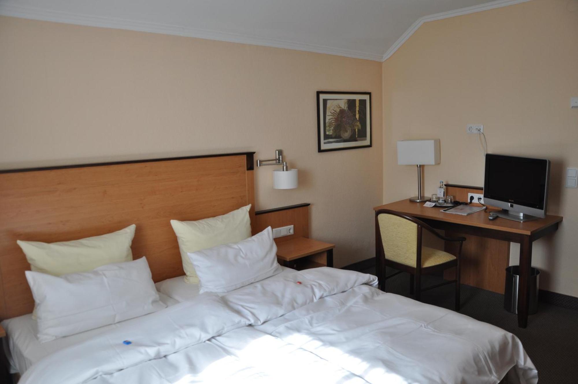Hotel Gasthof Vogelsang Zellingen Kültér fotó