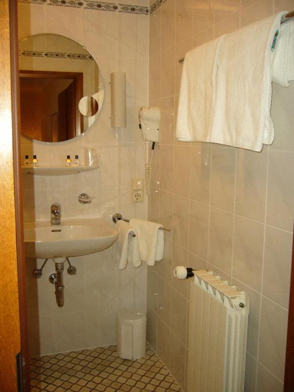 Hotel Gasthof Vogelsang Zellingen Szoba fotó